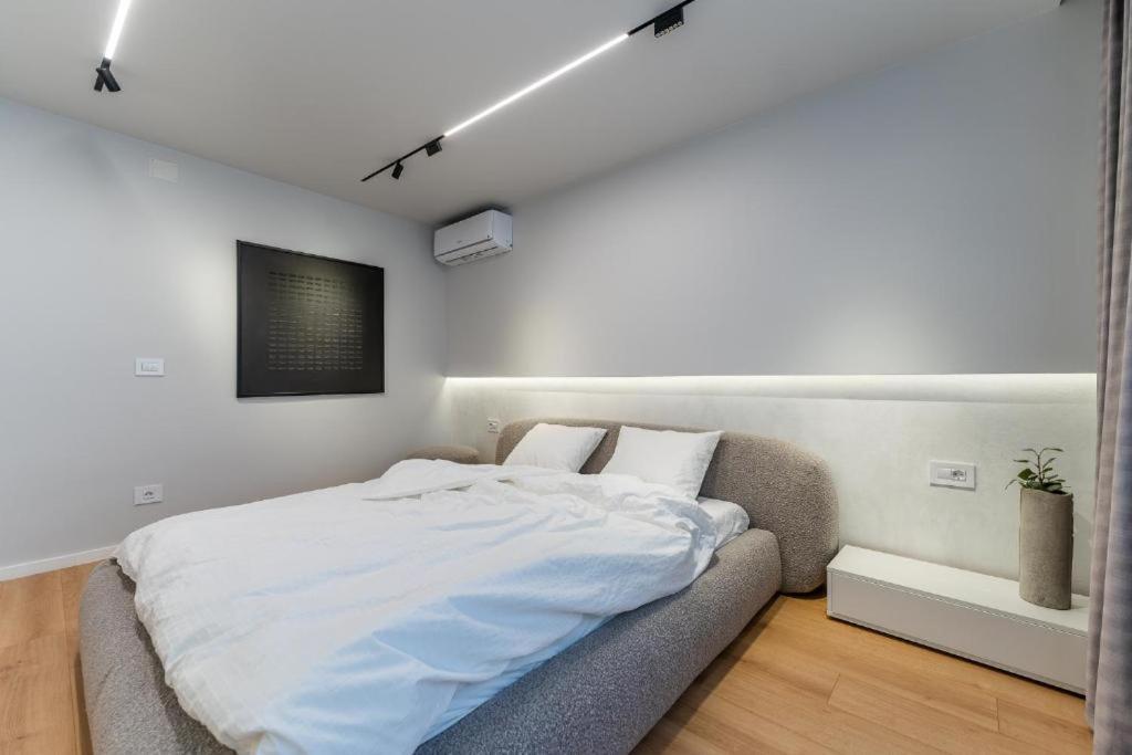 Central Epic Apartment-Self Check In Arad Exterior photo